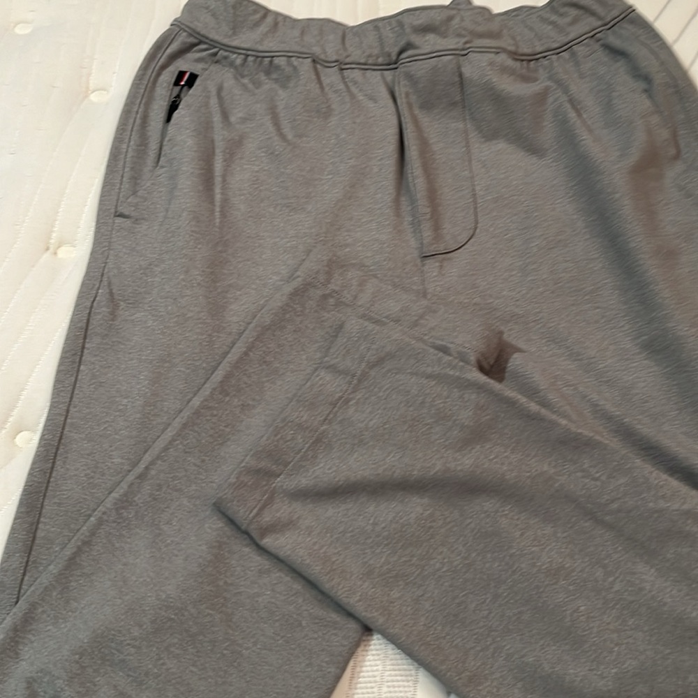 Awesome pair of athletic stretch style 4 Lap pants wear out or at gym - Picture 7 of 9